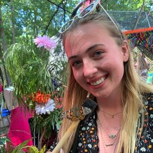 Meet your Posher, Alex